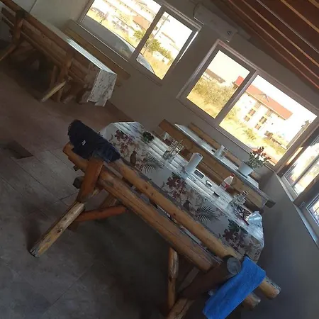Vila Porto Gazde/Camere de închiriat Costineşti